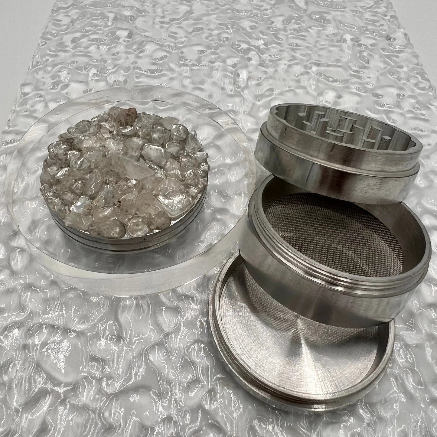 Clear Quartz Magnetic Metal Grinder with Catcher – 50 mm - Silver Flowerpot Greenery